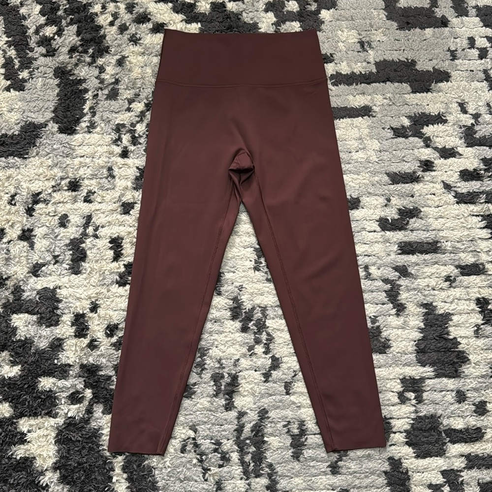 NWOT Aerie Chill Play Move Maroon / Purple / Brown Waistband Free Leggings L